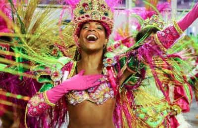 Envie de vivre l'ambiance unique du carnaval de Rio de Janeiro