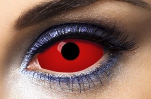 lentilles sclera rouge